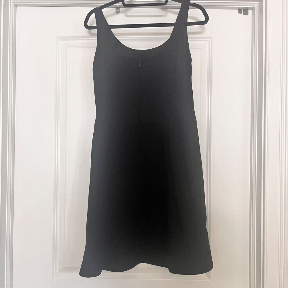AKRIS PUNTO Black Square Neck 100% Wool Sheath Dress Zip Size 6 Lined